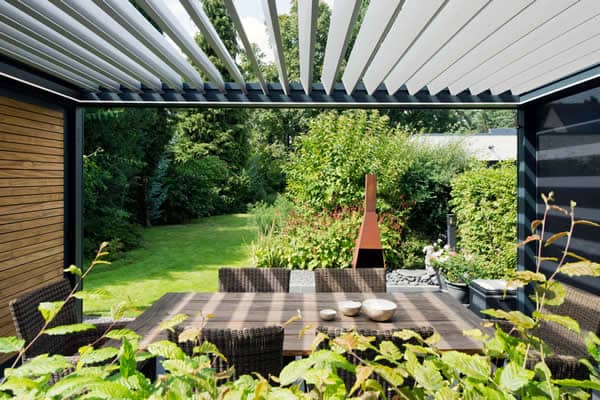 Pergolas bioclimatique attenante